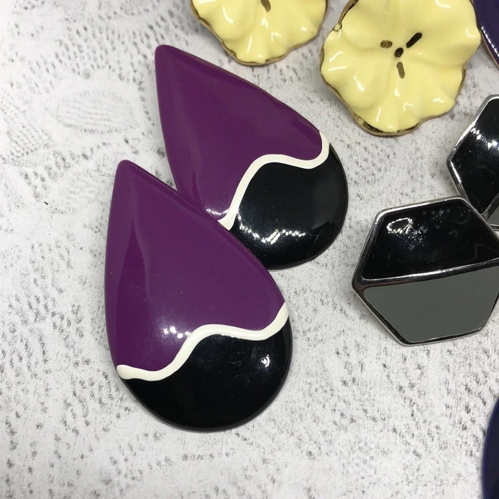 BUNDLE lot 5 vintage enamel earrings statement flower + geometric modernist.